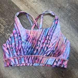 🍋Lululemon Sports Bra Size 4 🍋